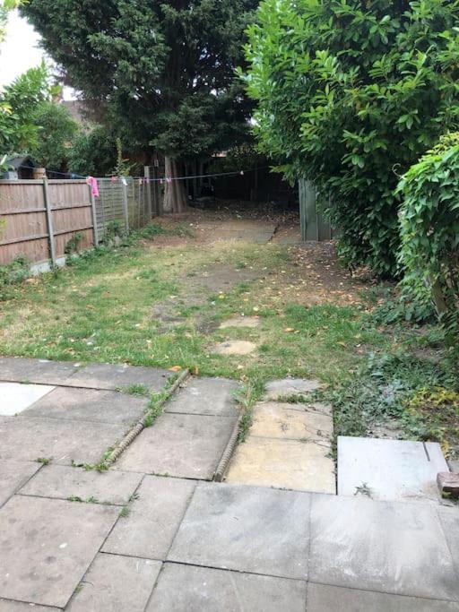 Lovely 3 Bedroom Entire Home With Street Parking - Close To Nec, Bhx Airport - Sleeps 6 Guests Ideal For Contractors & Families Birmingham Exterior foto